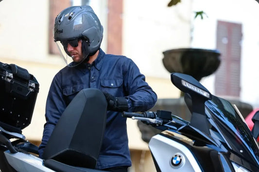 Les-avantages-environnementaux-de-la-conduite-électrique-en-deux-roues araiparadise
